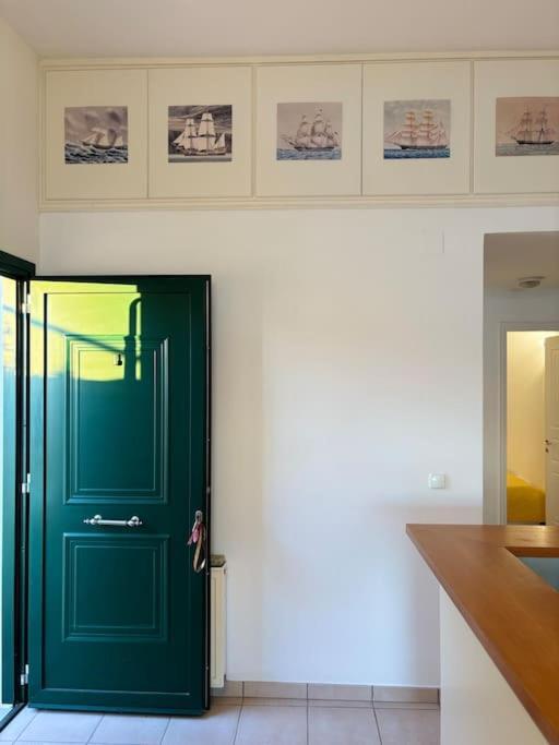 Appartement Avec Vue Aegina Esterno foto