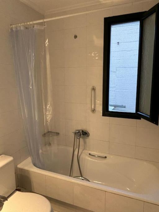 Appartement Avec Vue Aegina Esterno foto