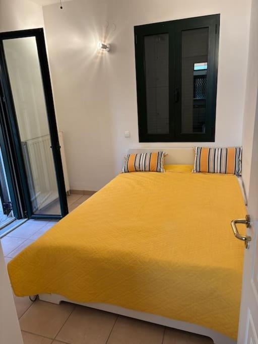 Appartement Avec Vue Aegina Esterno foto