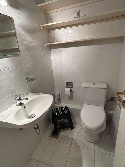 Appartement Avec Vue Aegina Esterno foto